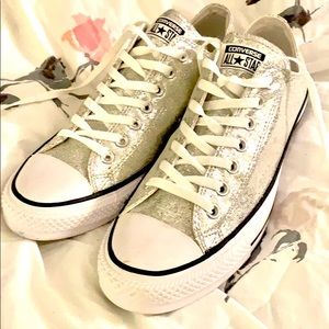 Glitter converse
